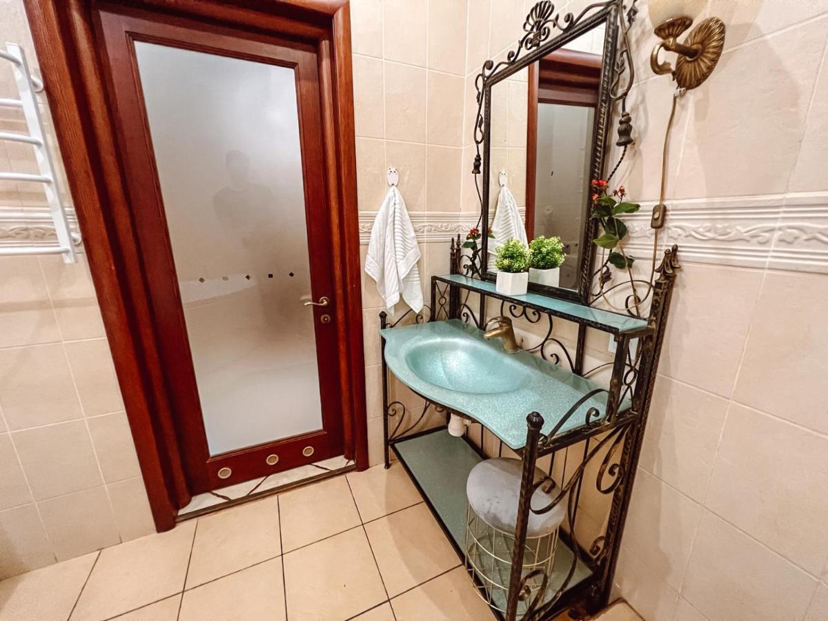 Apartment On Fedorova Kiev Ngoại thất bức ảnh